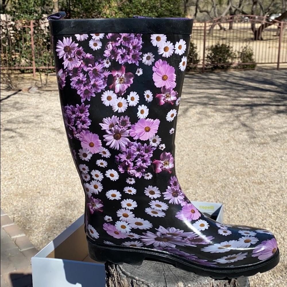 🌺🌸 New Floral Rain Boots 🌸 🌺